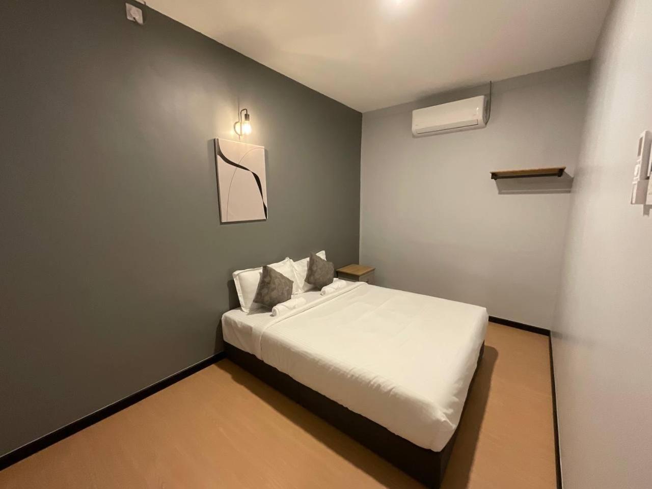 The Sky Inn Kuantan Buitenkant foto